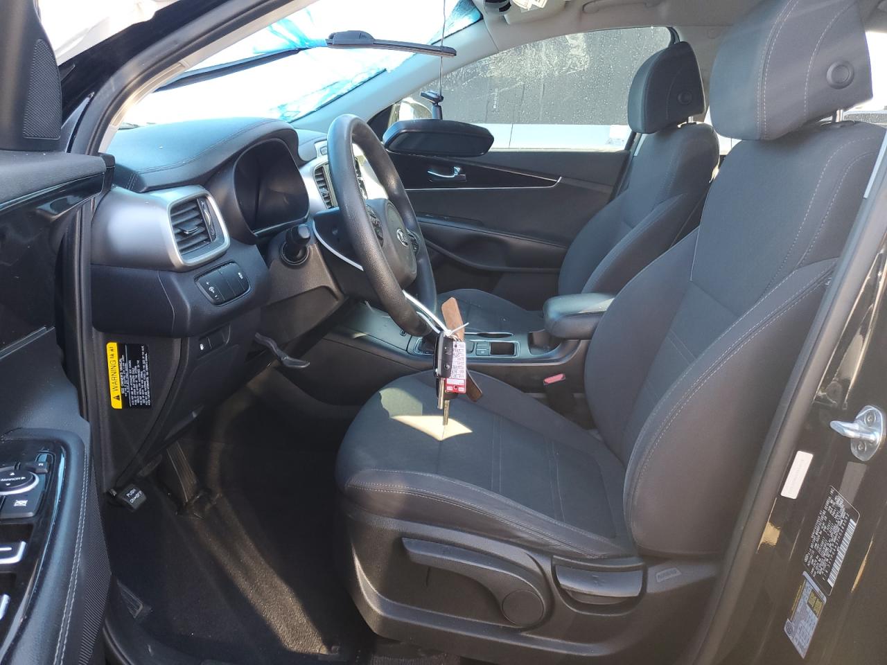 2017 Kia Sorento - Image 7