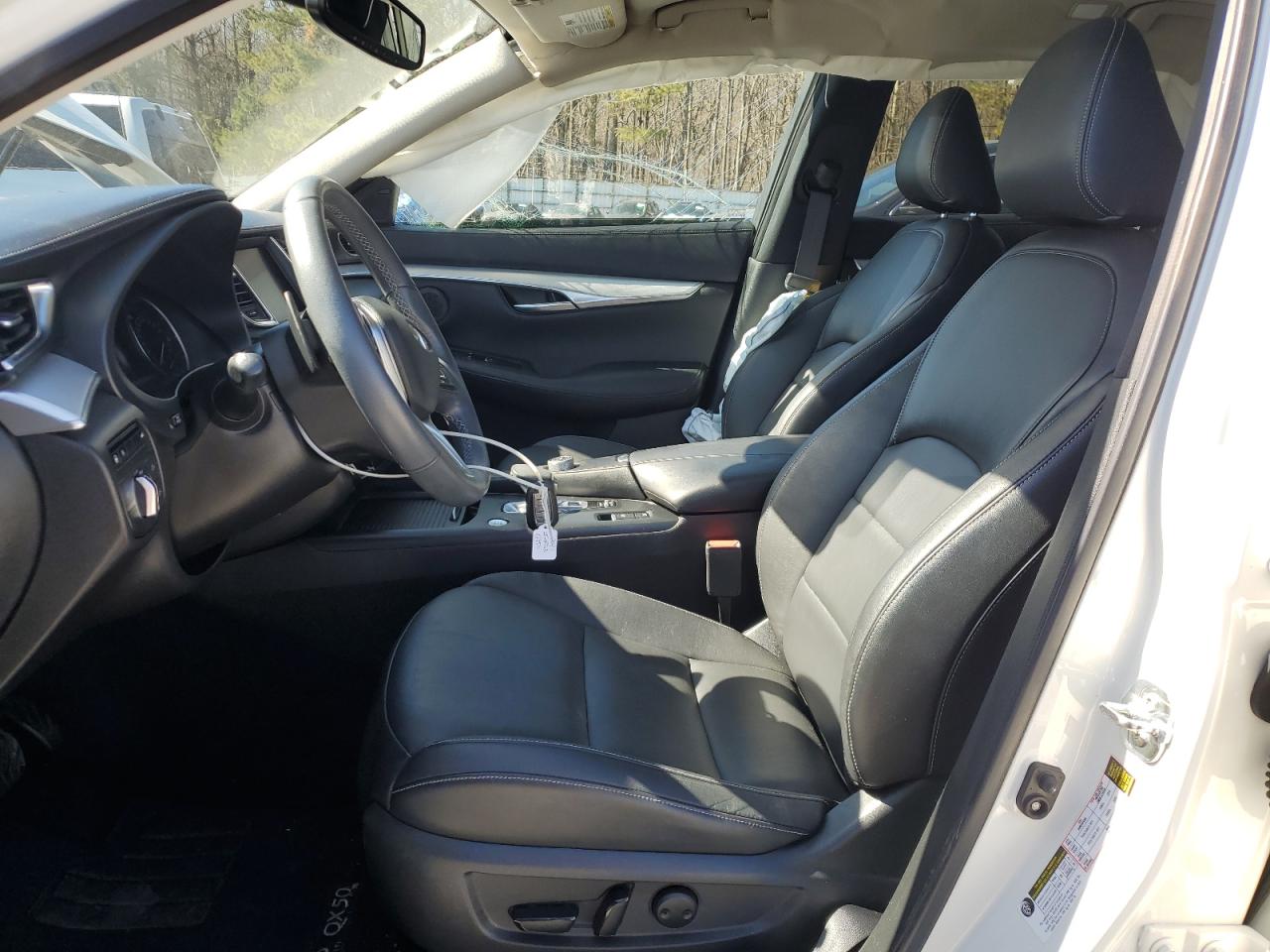 2021 Infiniti QX50 - Image 7