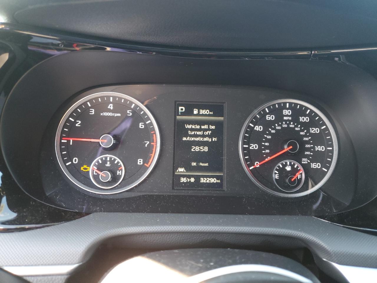2022 Kia K5 - Image 9