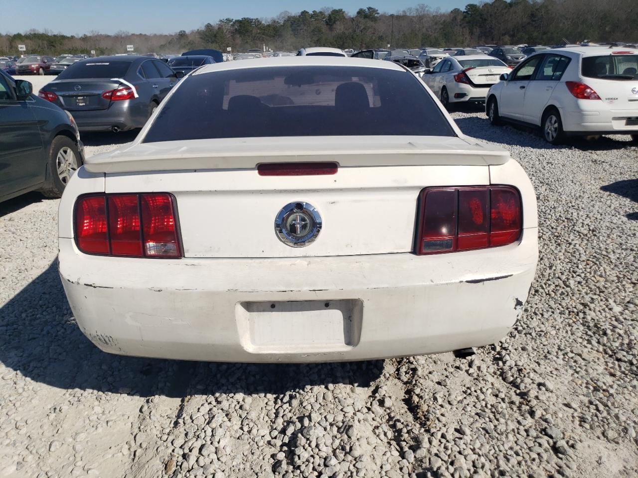 2009 Ford Mustang - Image 6