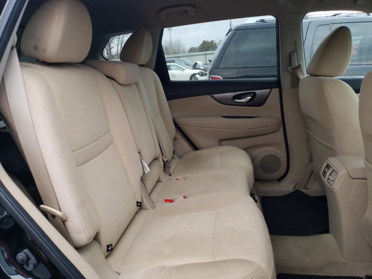 2015 Nissan Rogue - Image 11