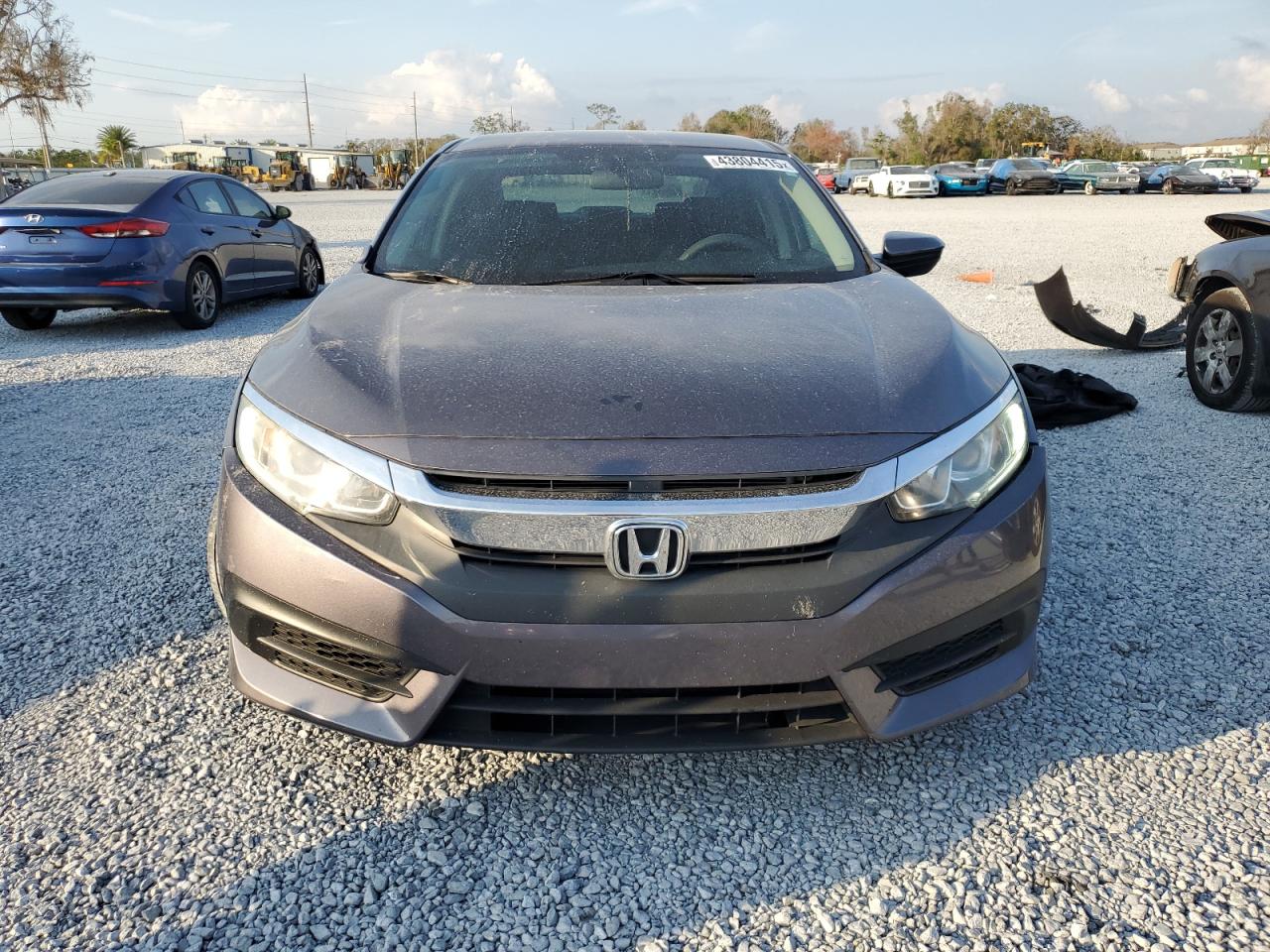 2018 Honda Civic - Image 5