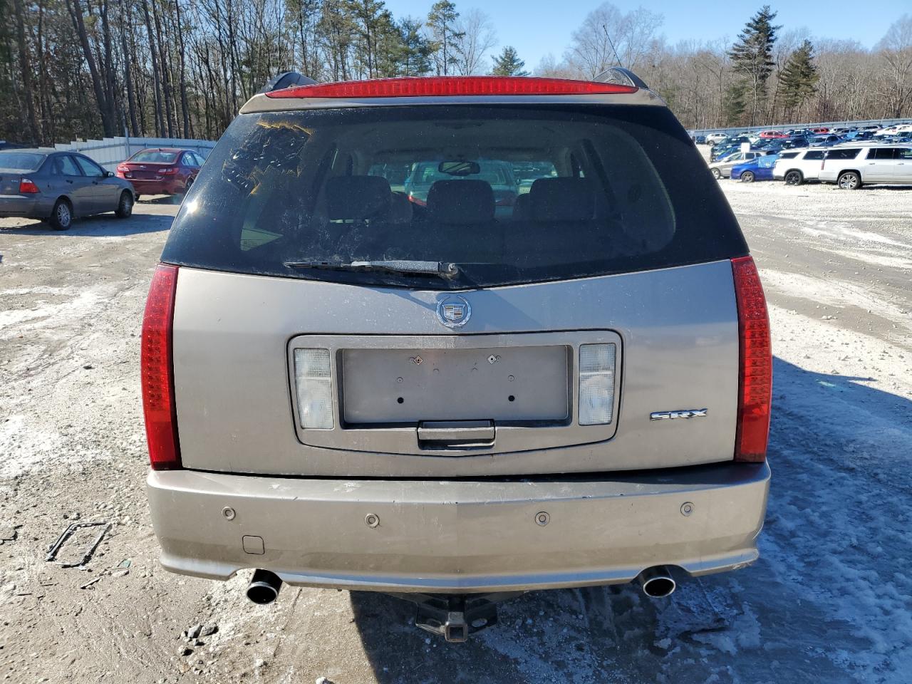 2004 Cadillac SRX - Image 6