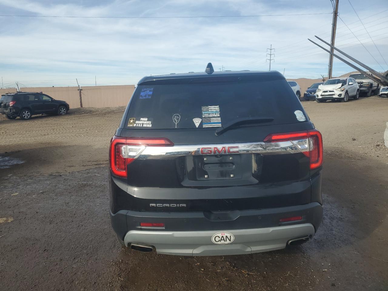 2022 GMC Acadia - Image 6