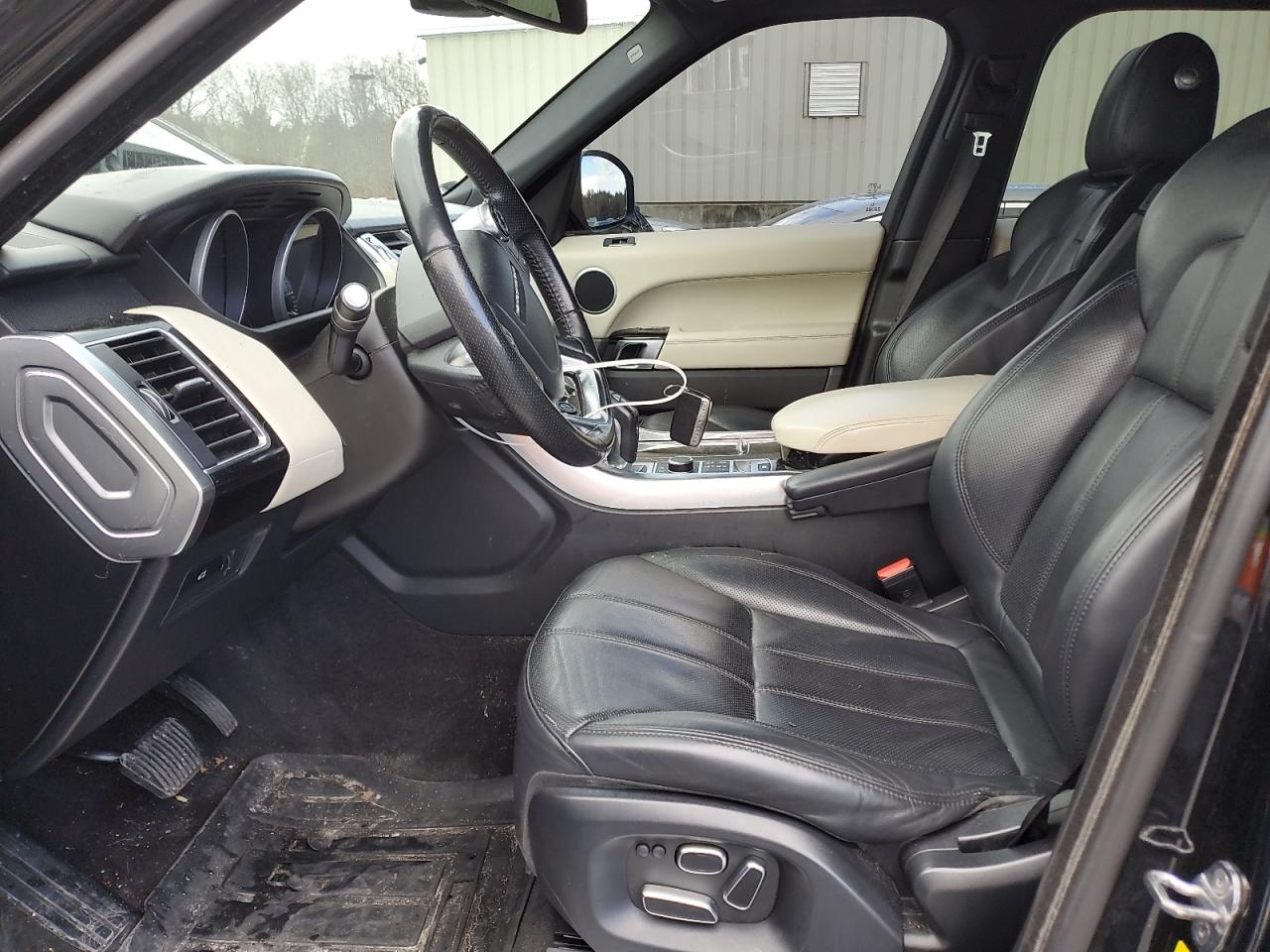 2014 Land Rover Range Rover - Image 7