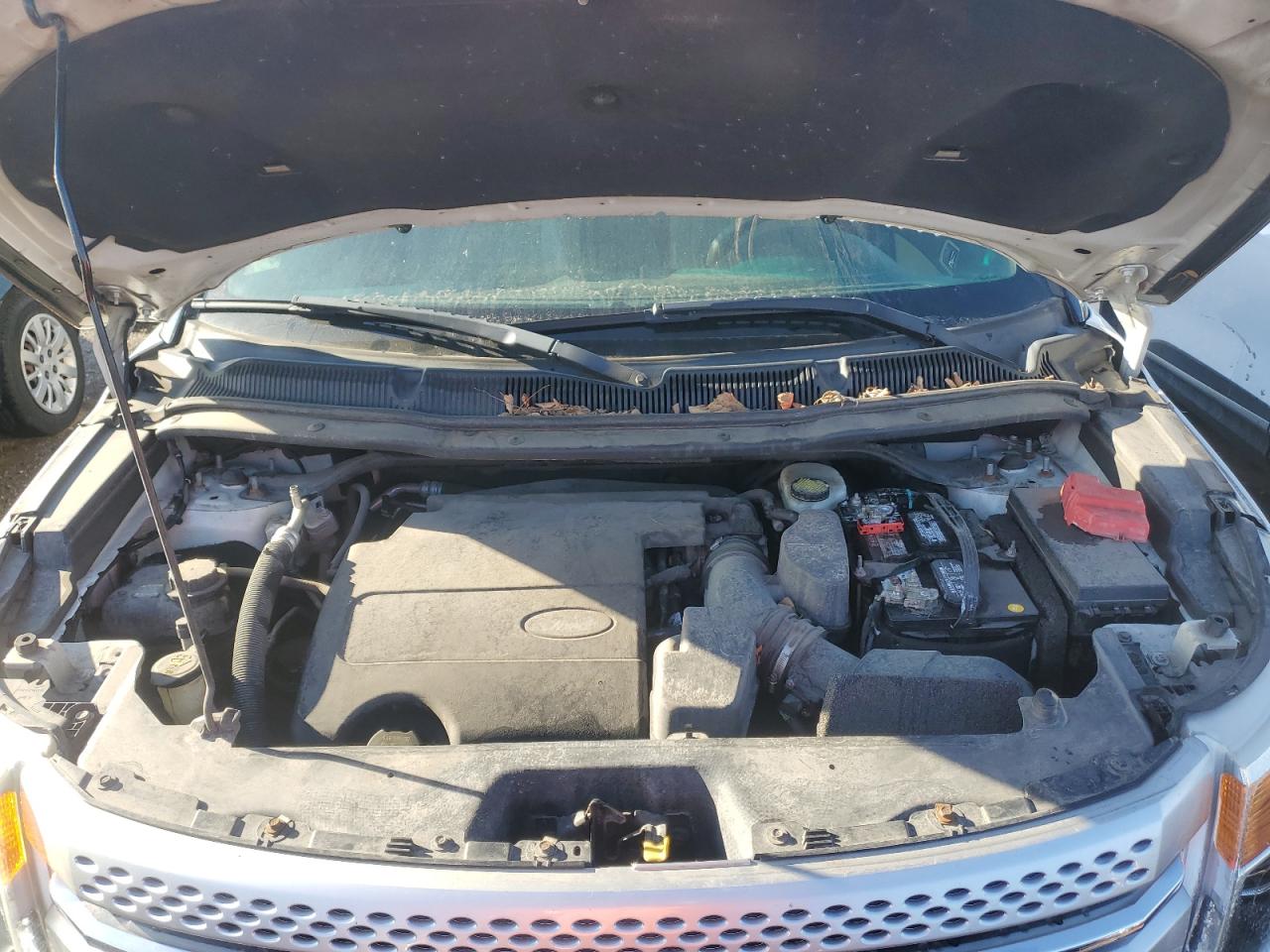 2011 Ford Explorer - Image 12