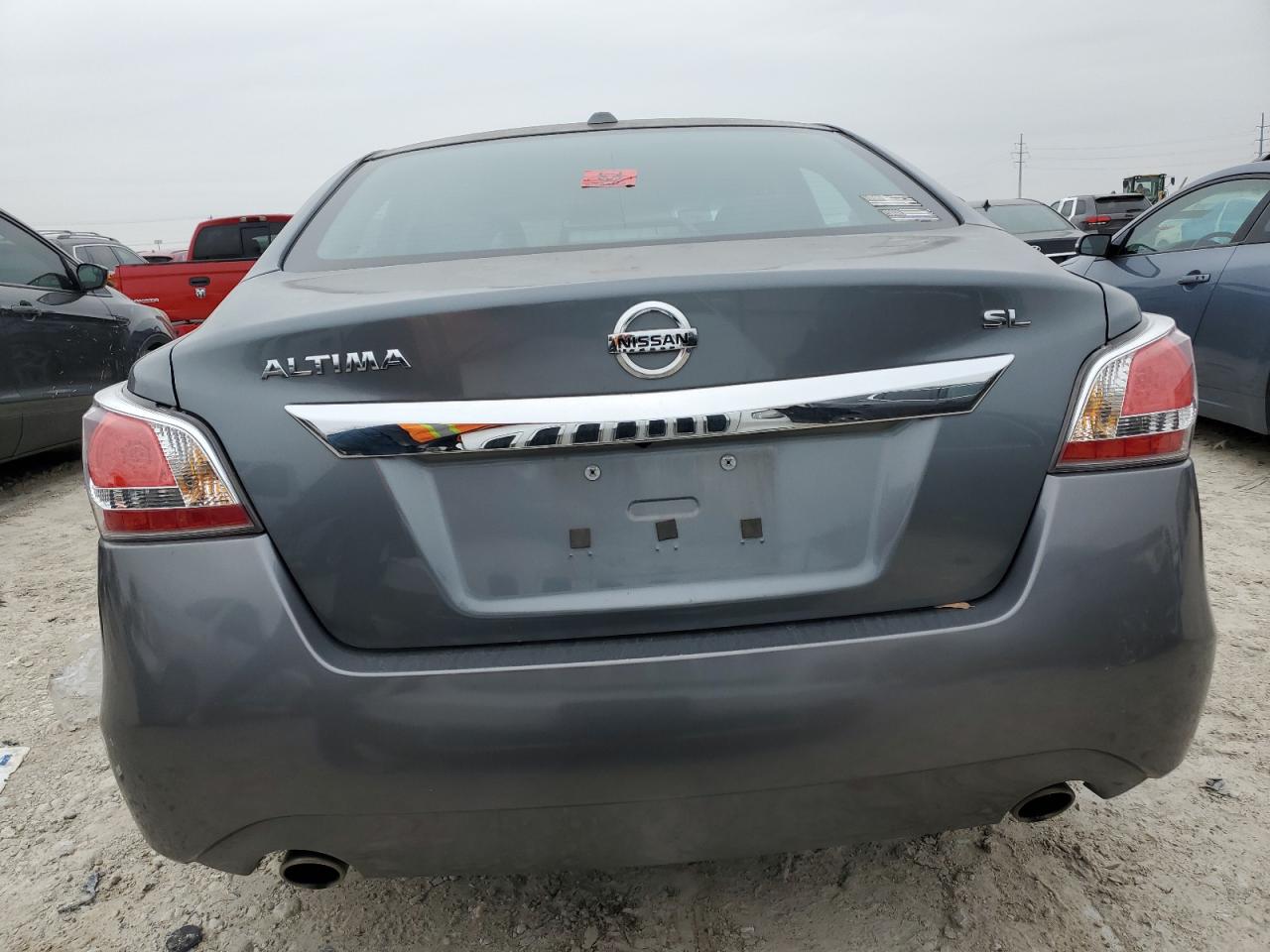 2015 Nissan Altima - Image 6
