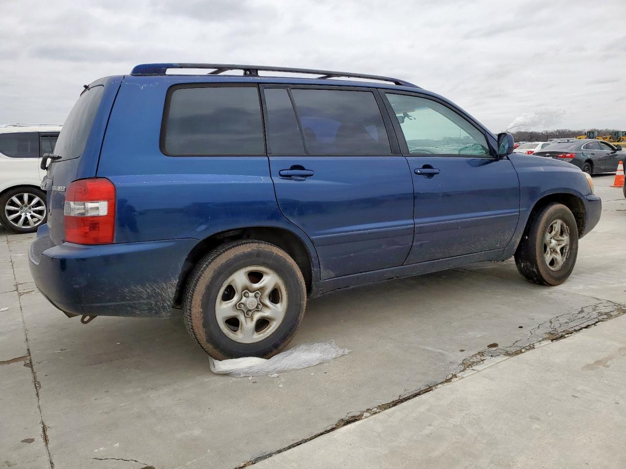 2005 Toyota Highlander - Image 3