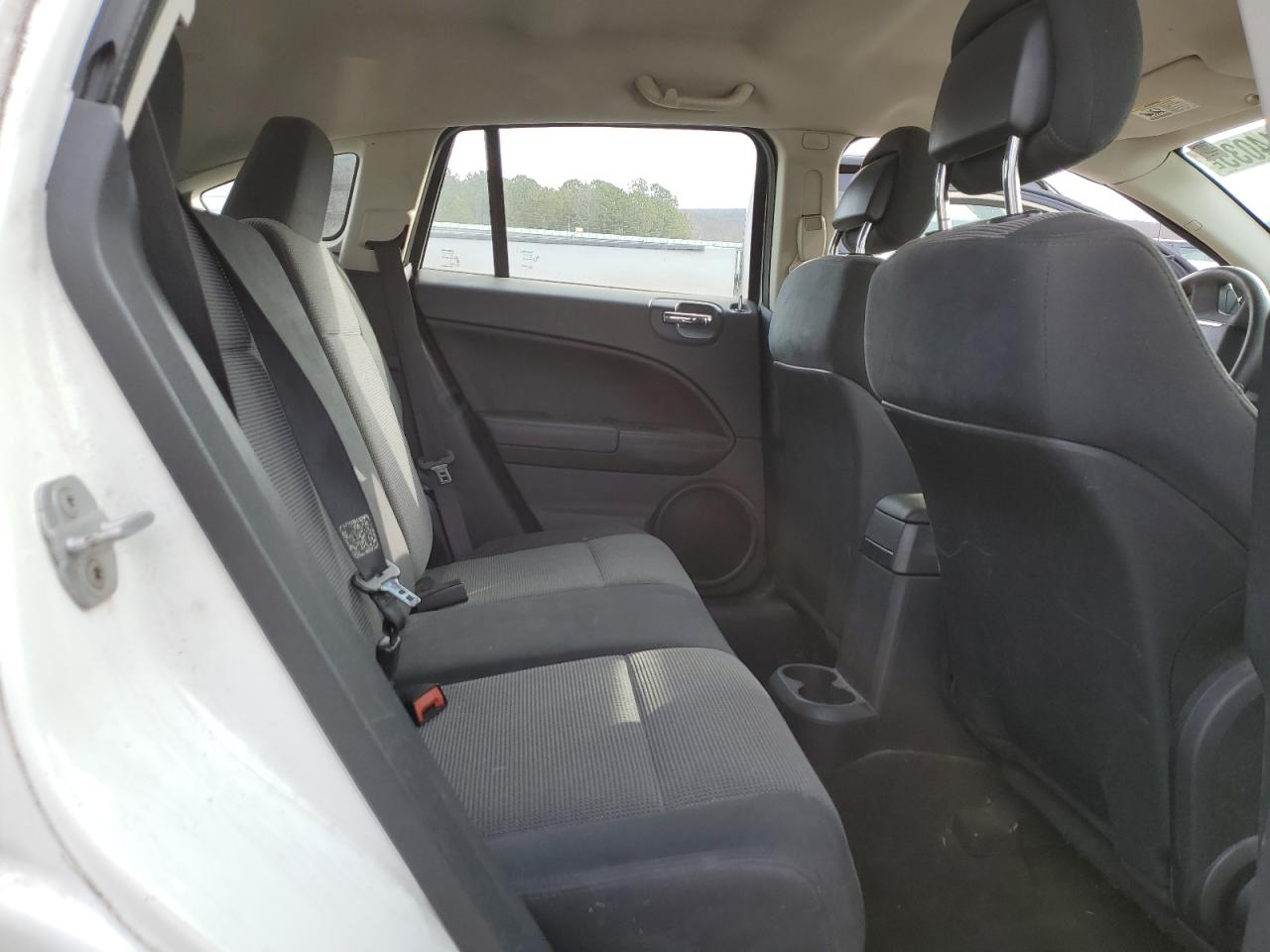2011 Dodge Caliber - Image 11