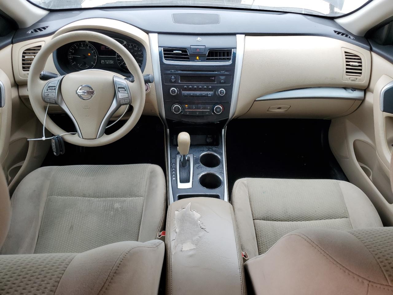 2015 Nissan Altima - Image 8
