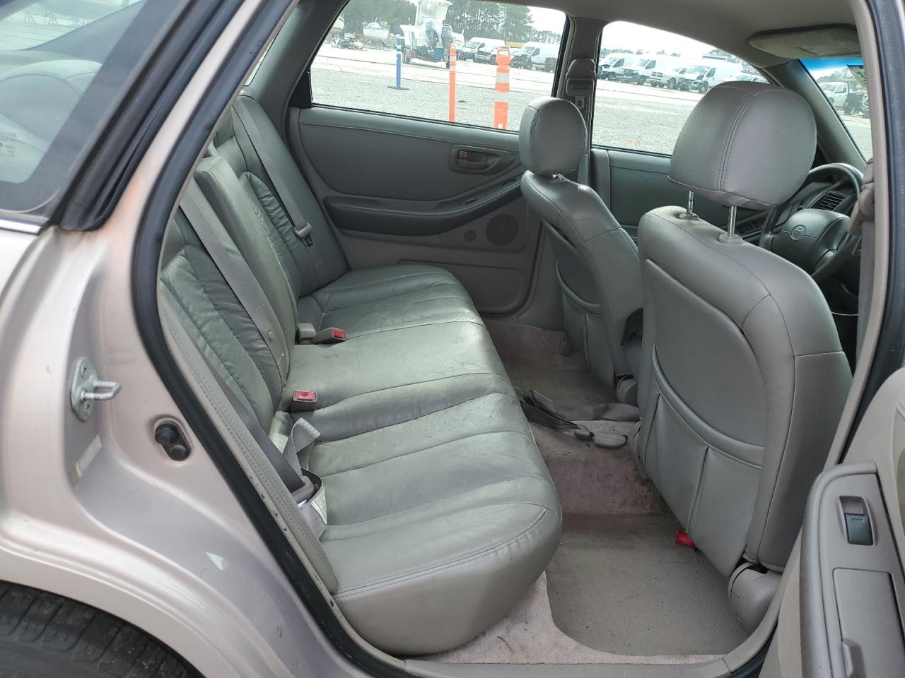 1997 Toyota Avalon - Image 11