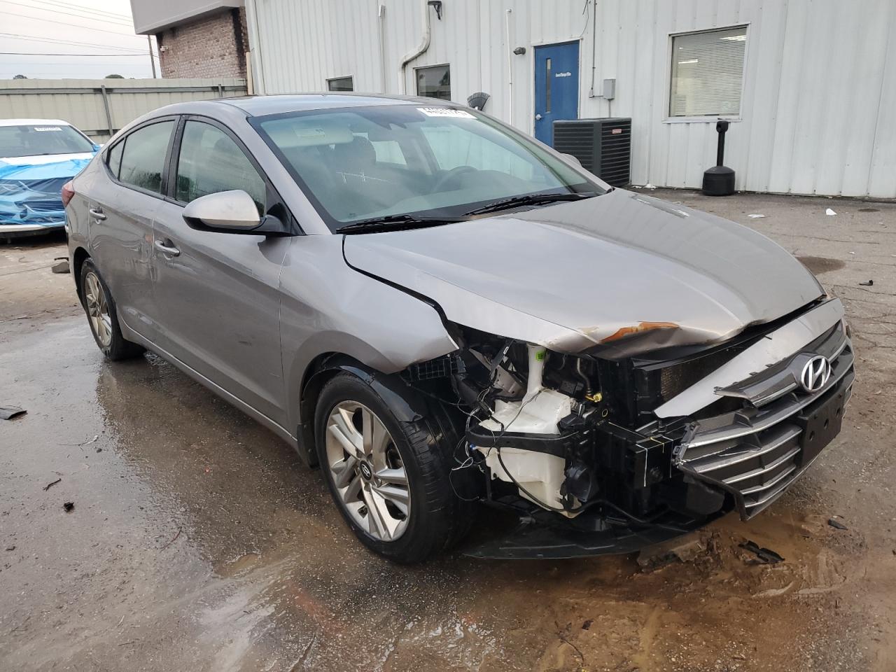 2020 Hyundai Elantra - Image 4