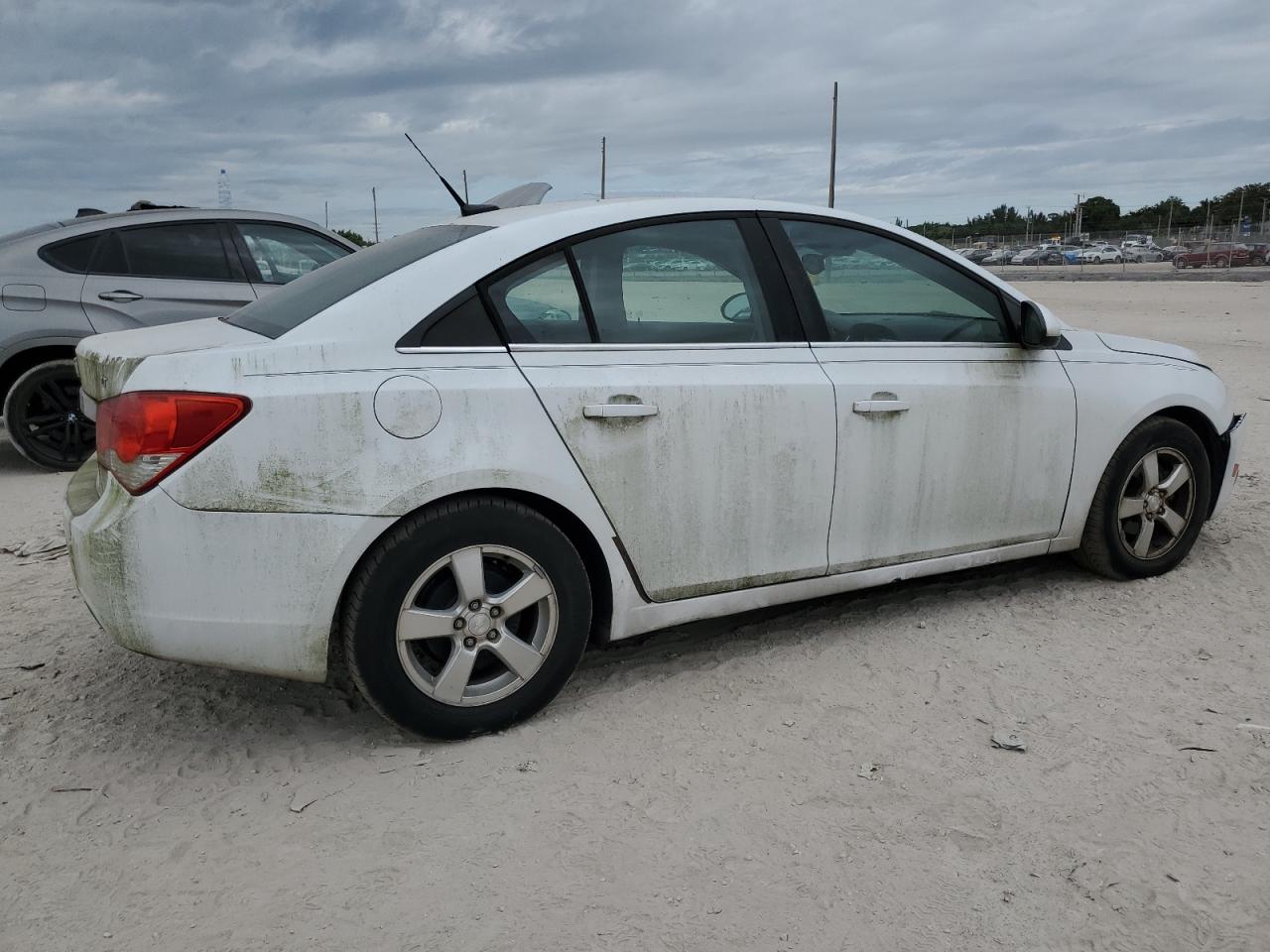 2013 Chevrolet Cruze - Image 3