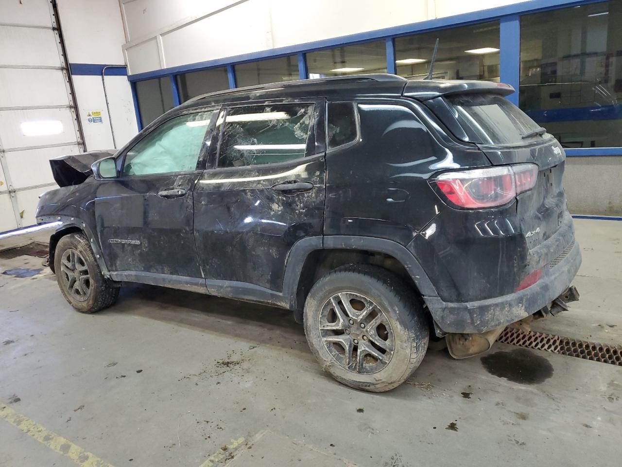 2018 Jeep Compass - Image 2