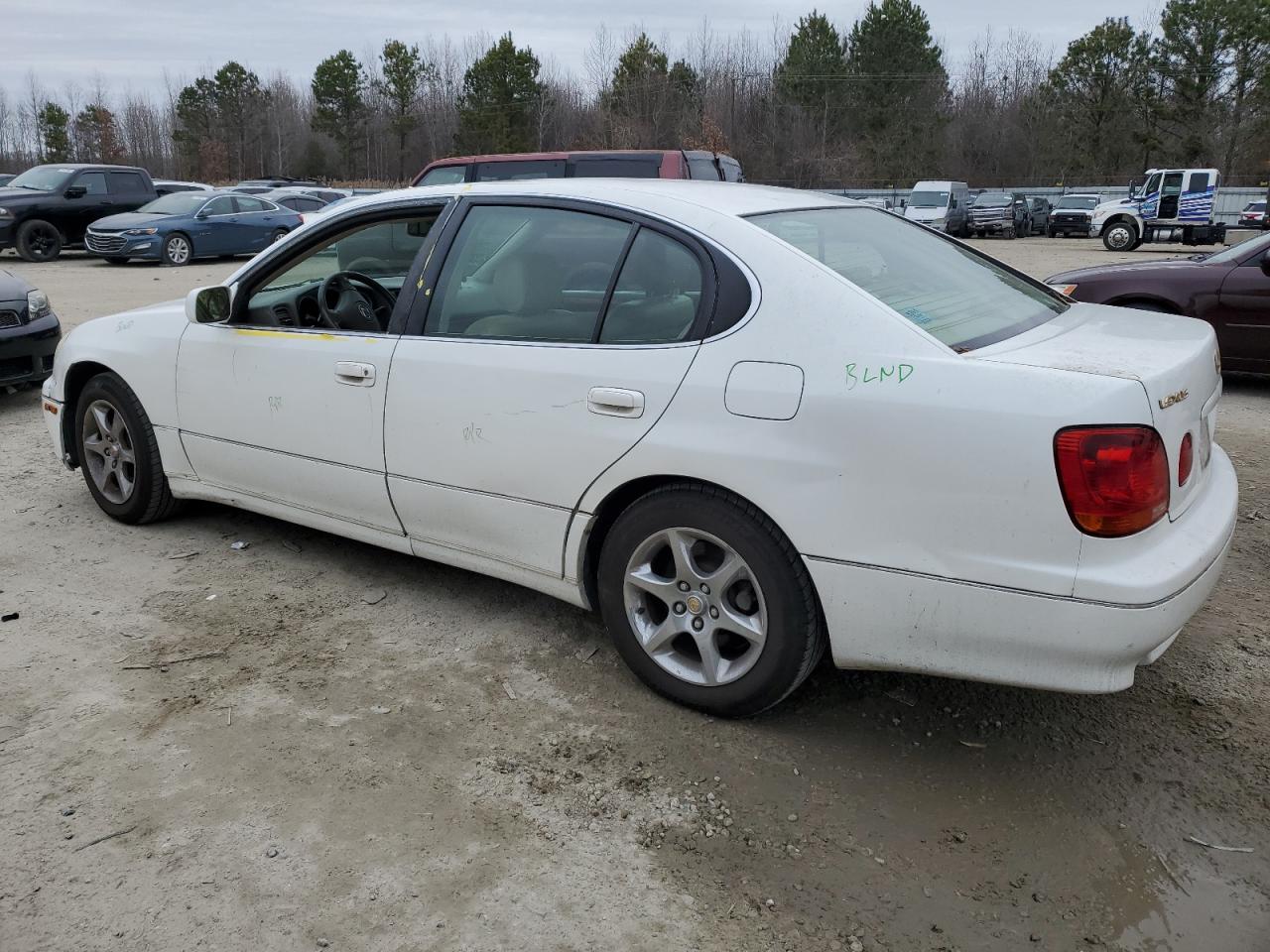 2001 Lexus GS 300 - Image 2