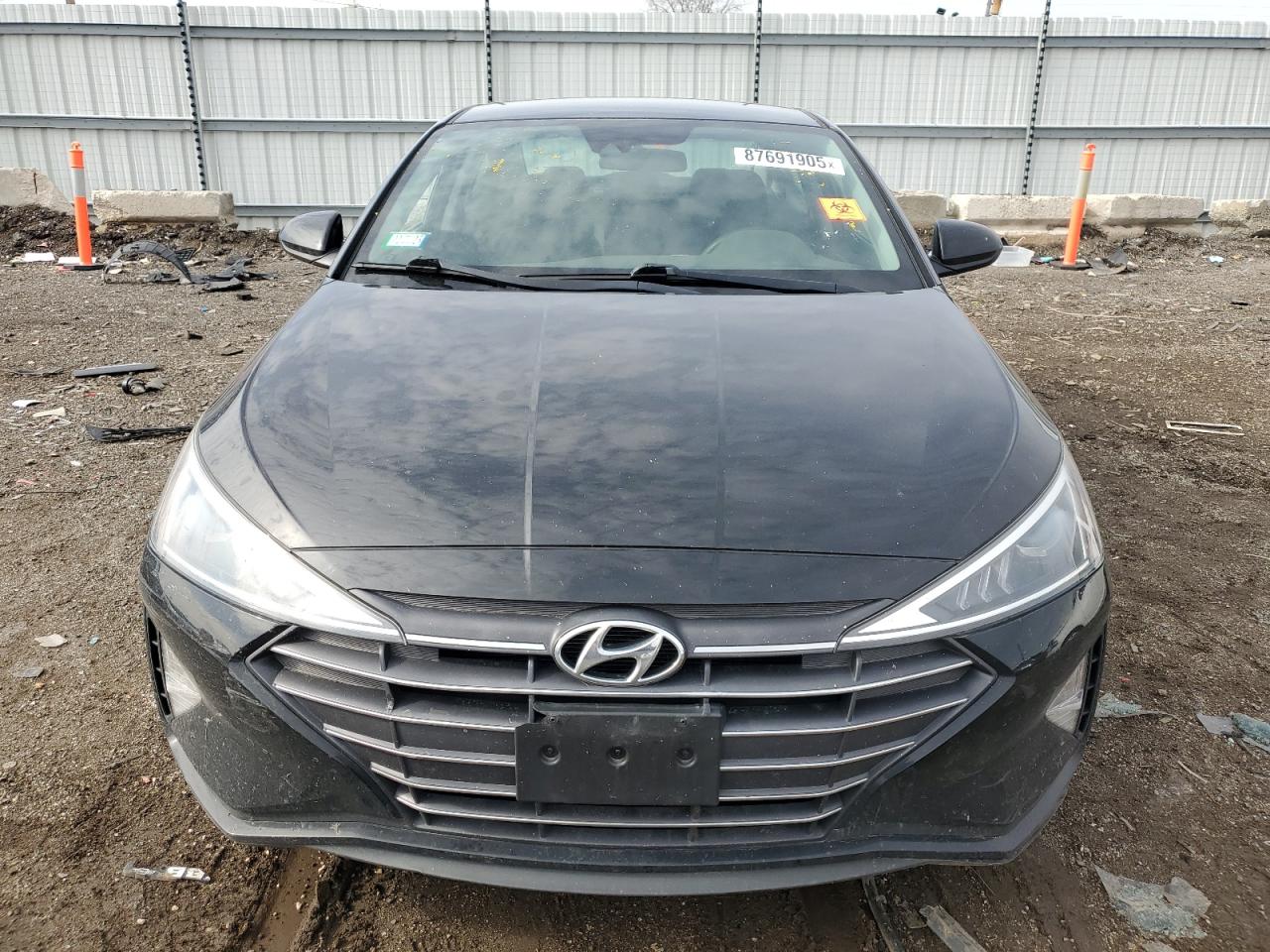 2019 Hyundai Elantra - Image 5
