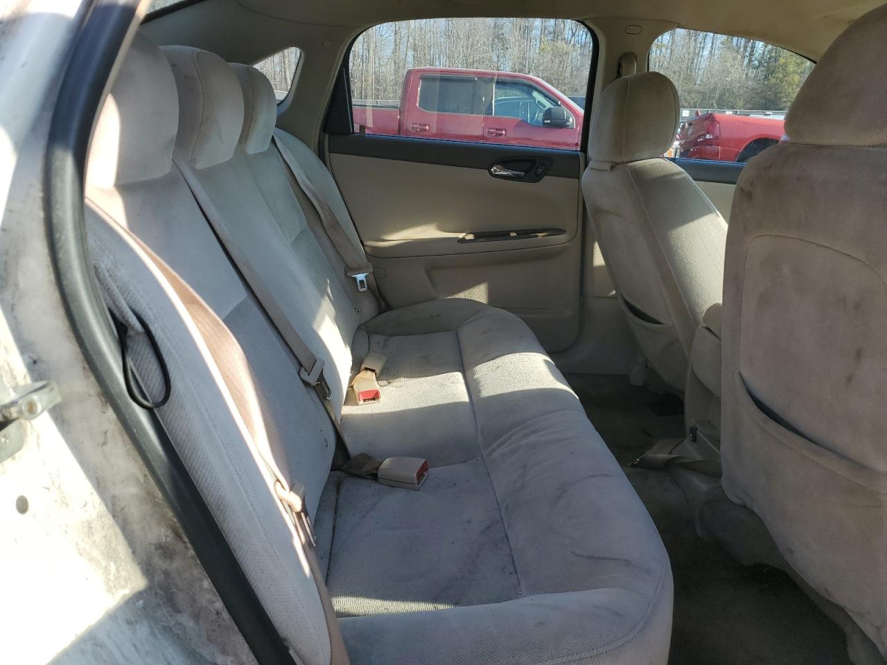 2006 Chevrolet Impala - Image 11