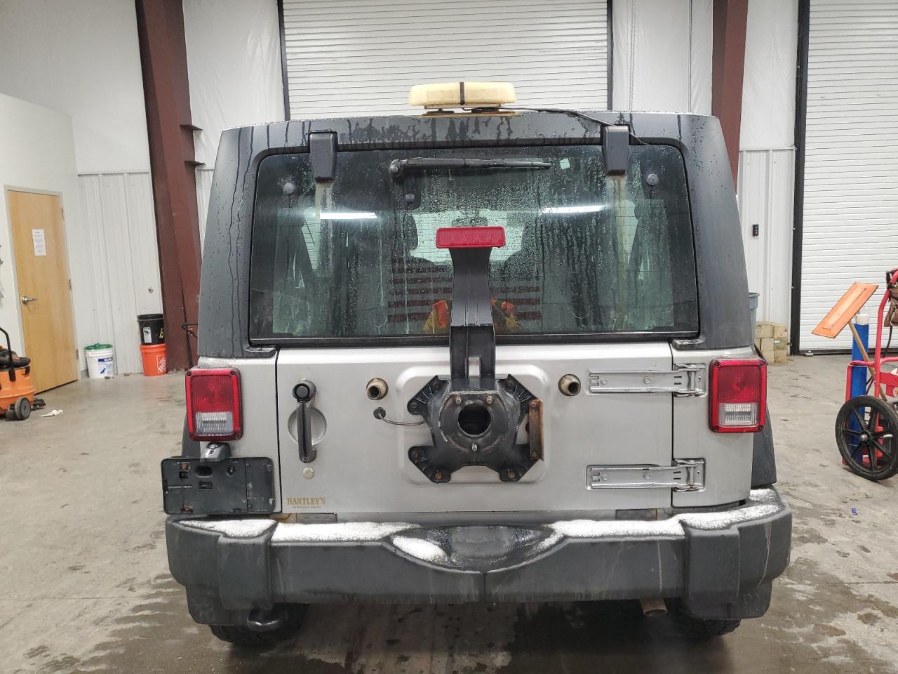 2016 Jeep Wrangler - Image 6