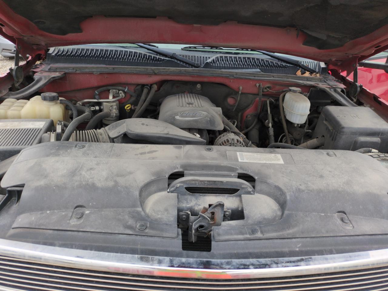 2006 Chevrolet Silverado - Image 11