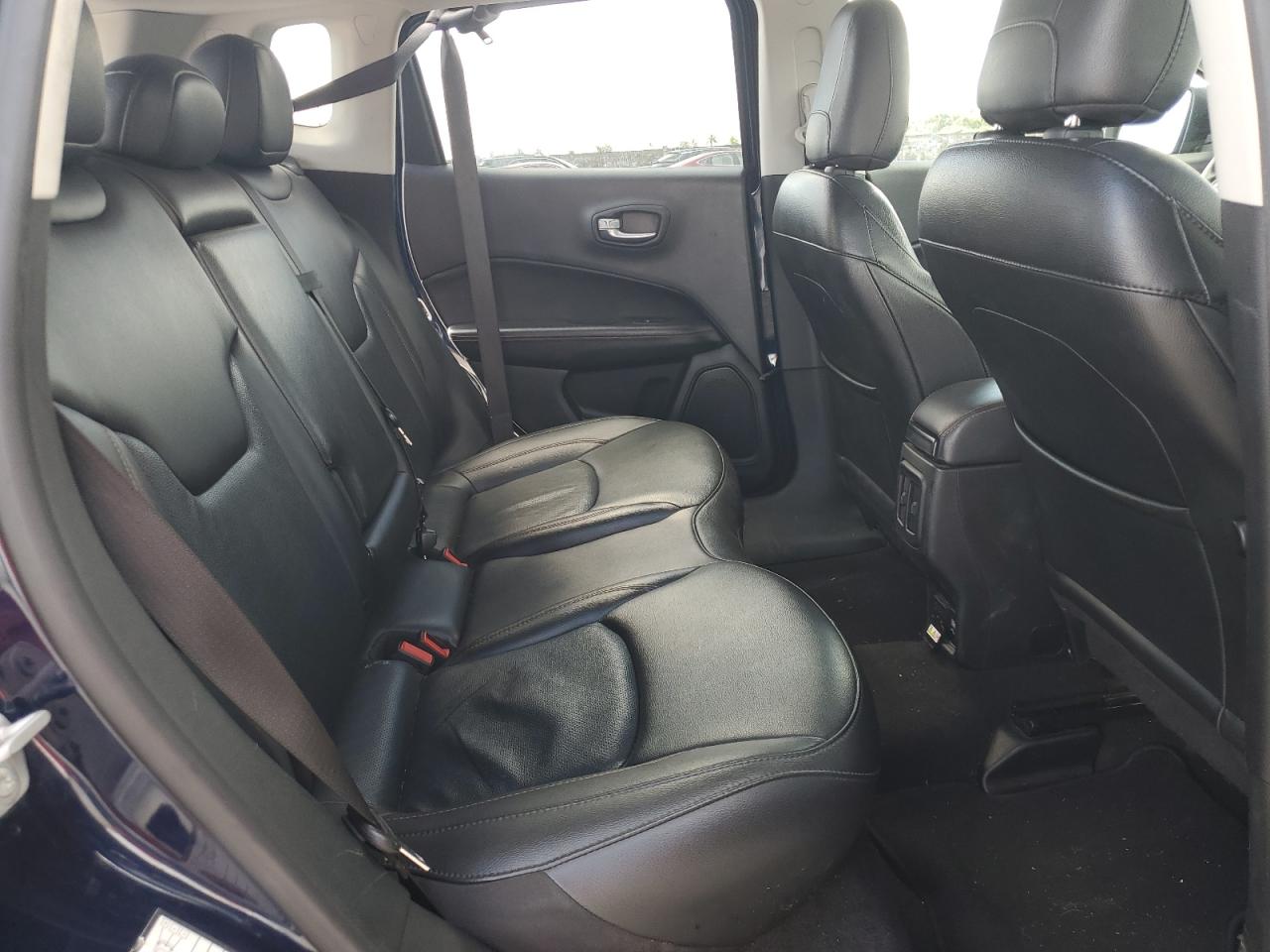 2021 Jeep Compass - Image 11