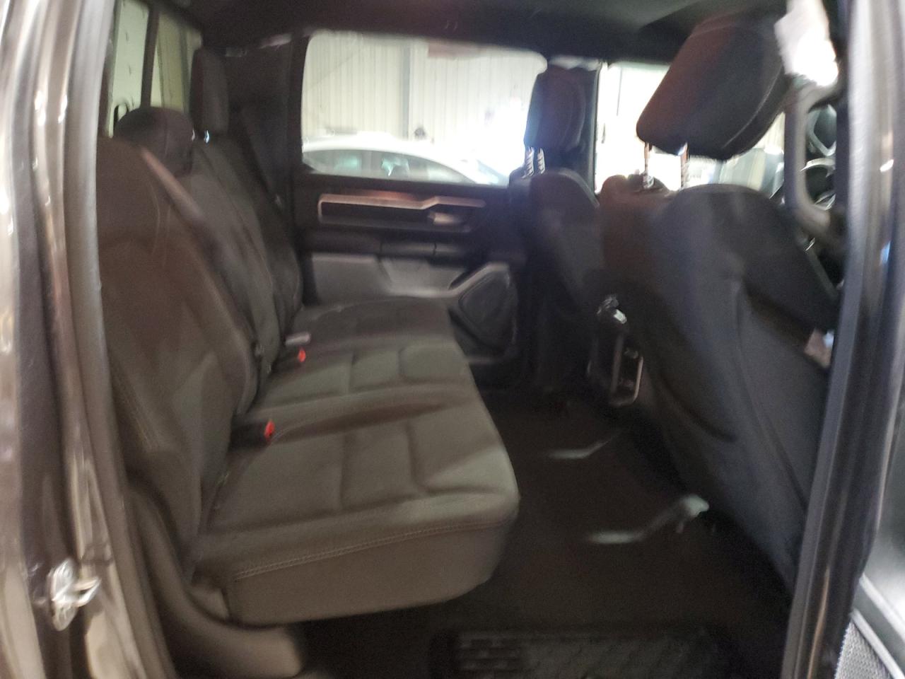 2020 RAM 1500 - Image 10