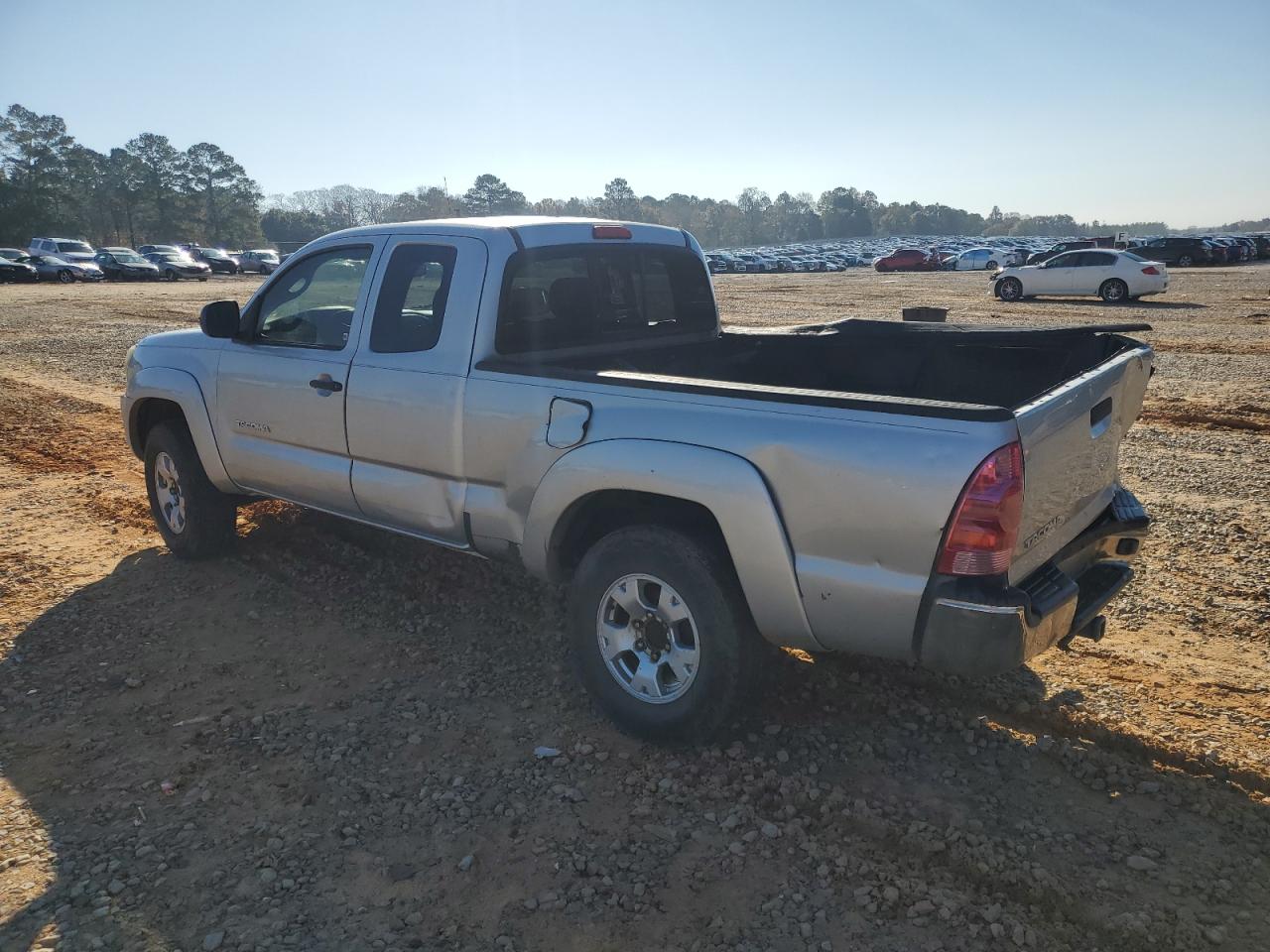 2006 Toyota Tacoma - Image 2