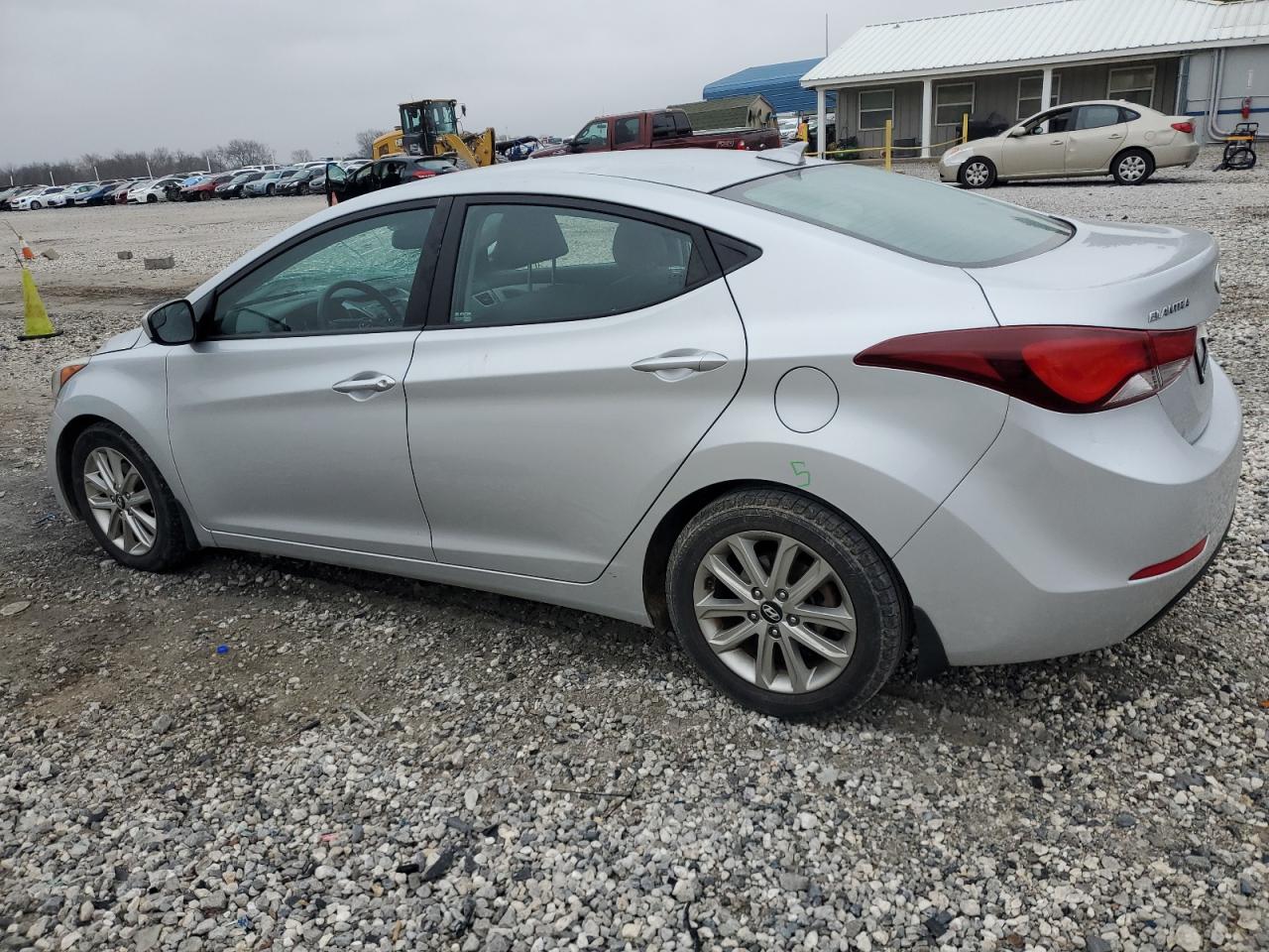 2016 Hyundai Elantra - Image 2