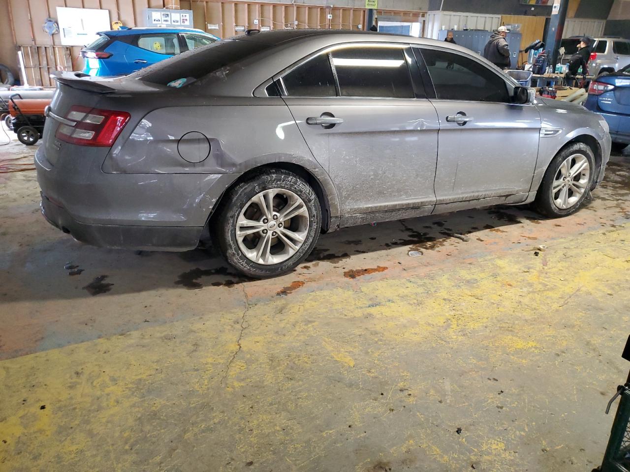 2013 Ford Taurus - Image 3