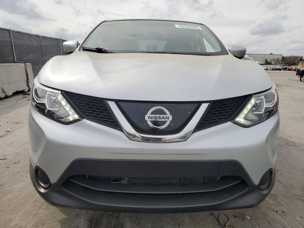 2019 Nissan Rogue - Image 5