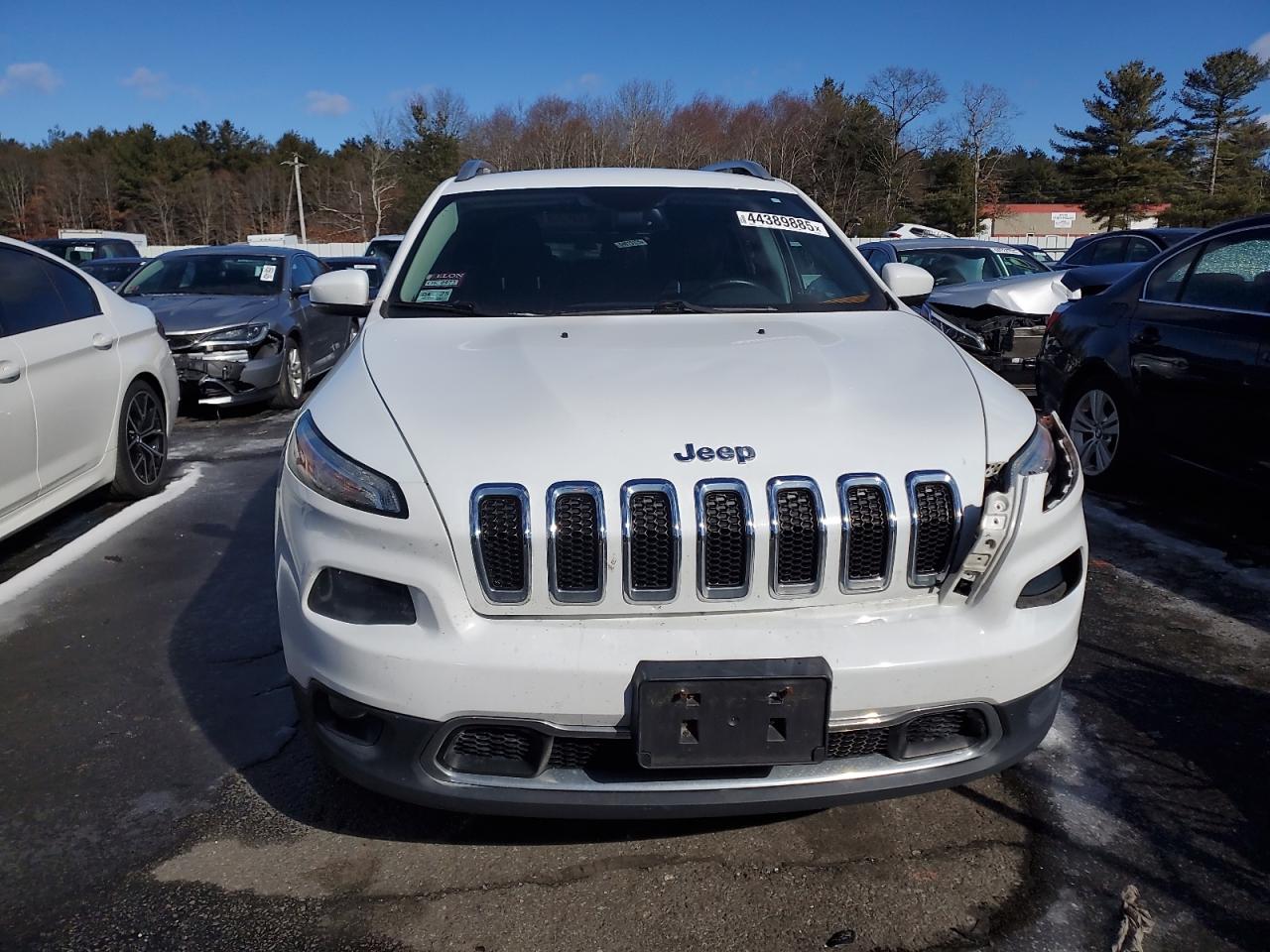 2016 Jeep Grand Cherokee - Image 5
