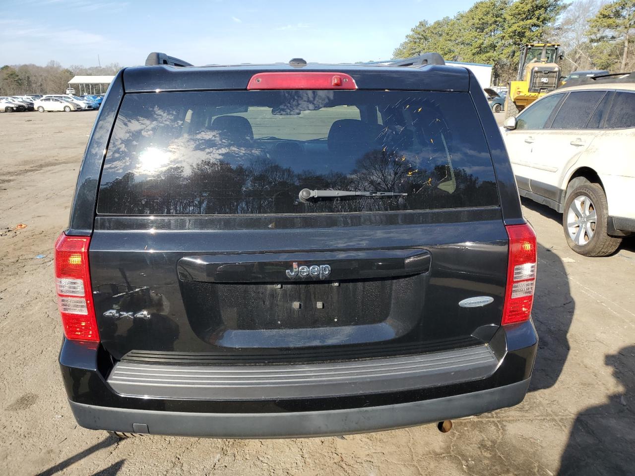 2014 Jeep Liberty (Patriot) - Image 6