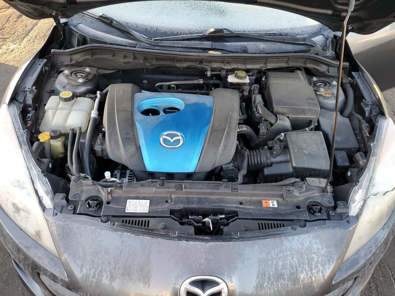 2013 Mazda 3 - Image 13
