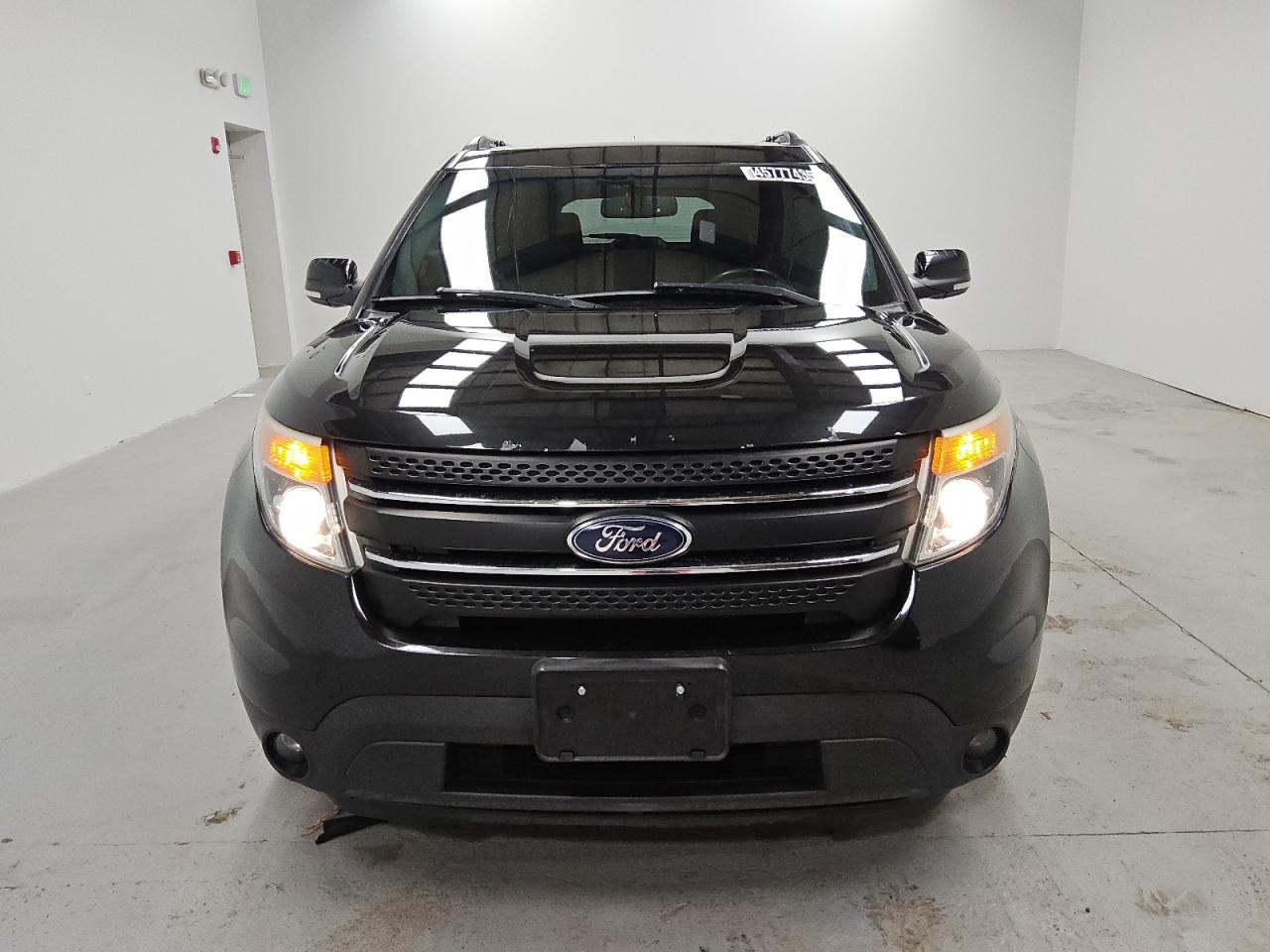 2015 Ford Explorer - Image 5