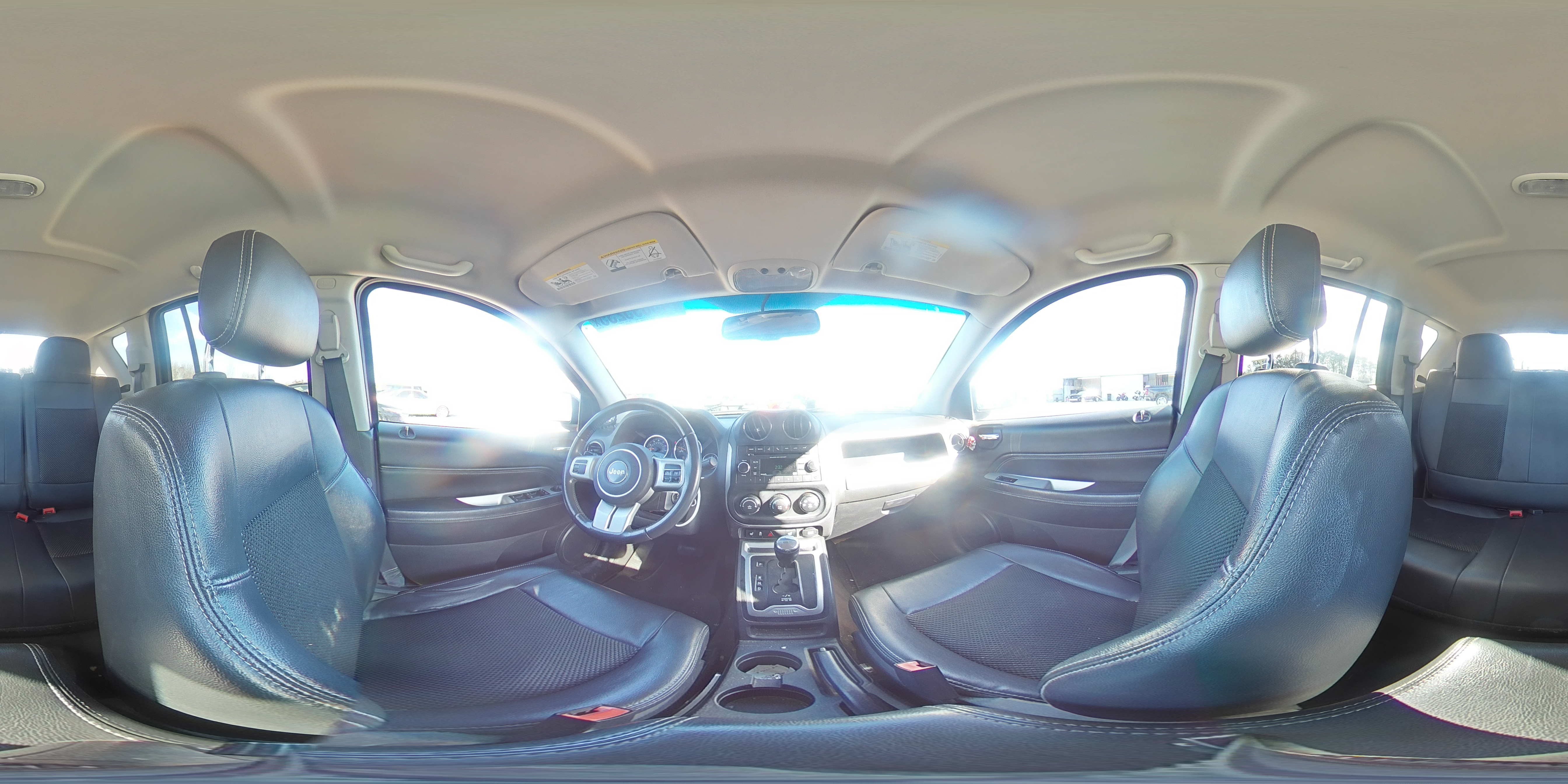 2016 Jeep Compass - Image 14