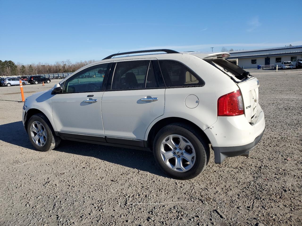2011 Ford Edge - Image 2