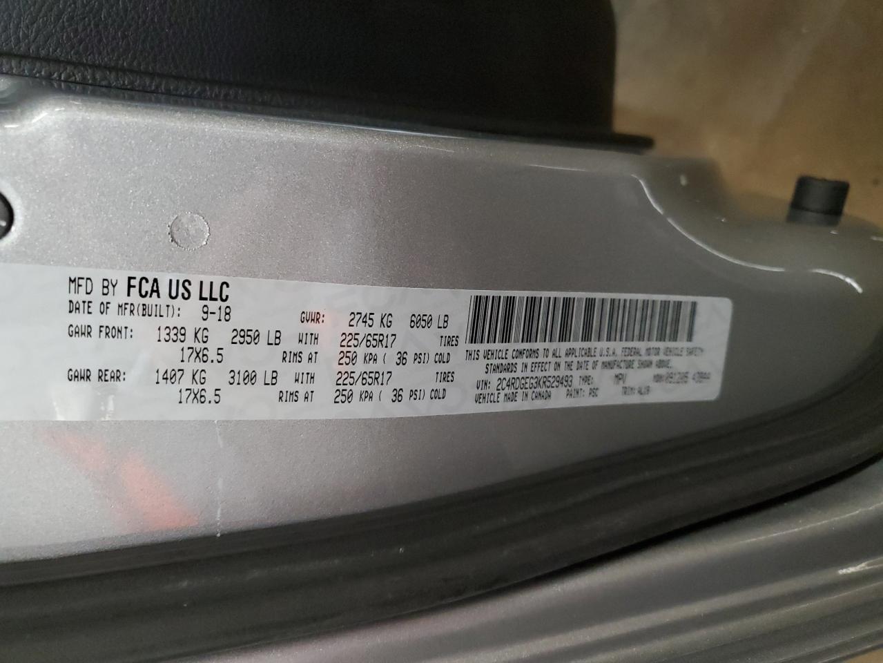 2019 Dodge Caravan - Image 14