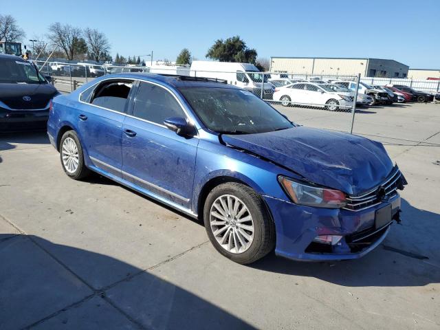  VOLKSWAGEN PASSAT 2016 Синий