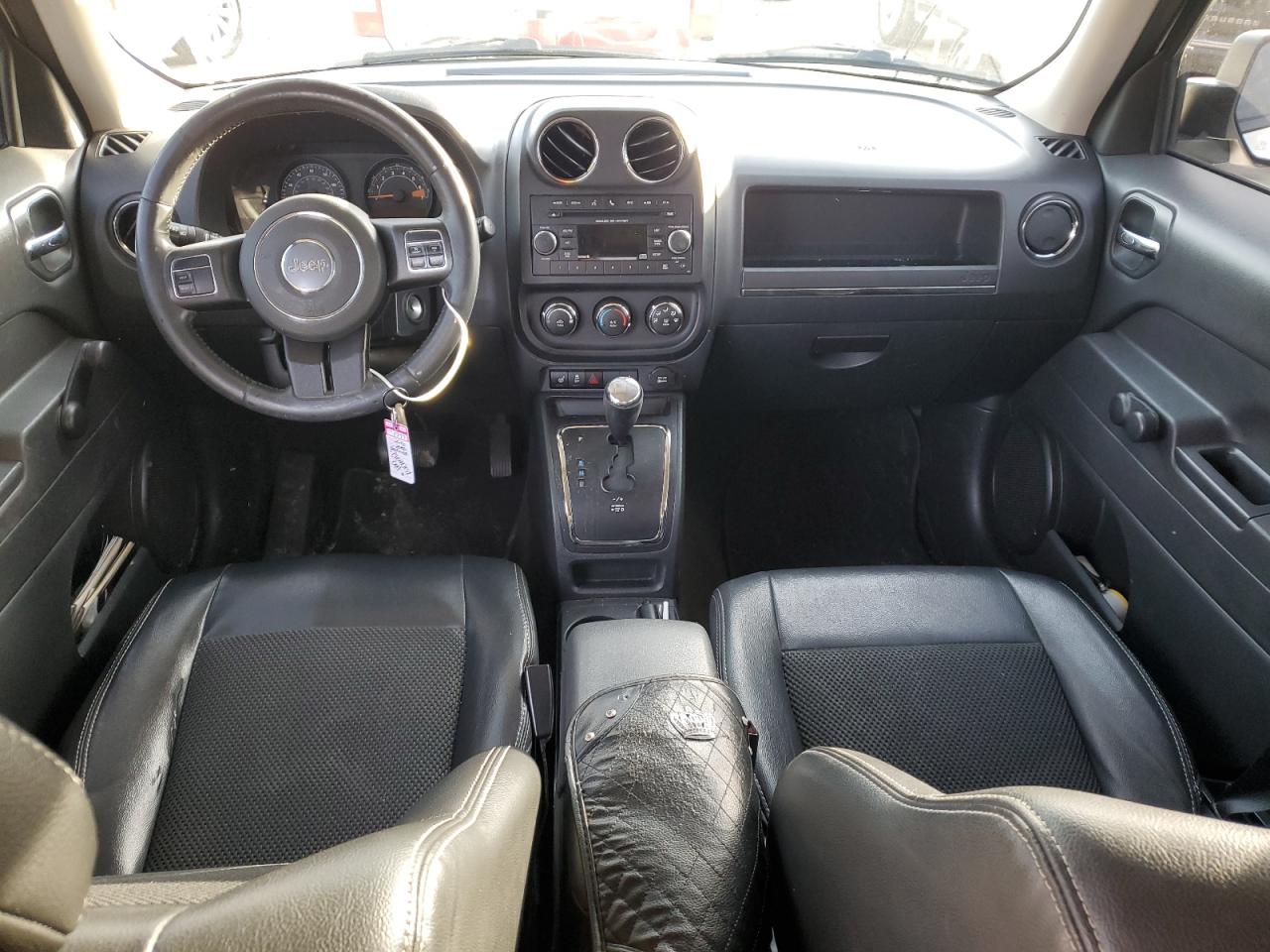 2016 Jeep Liberty (Patriot) - Image 8