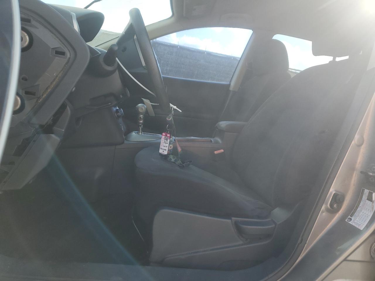 2010 Nissan Rogue - Image 7