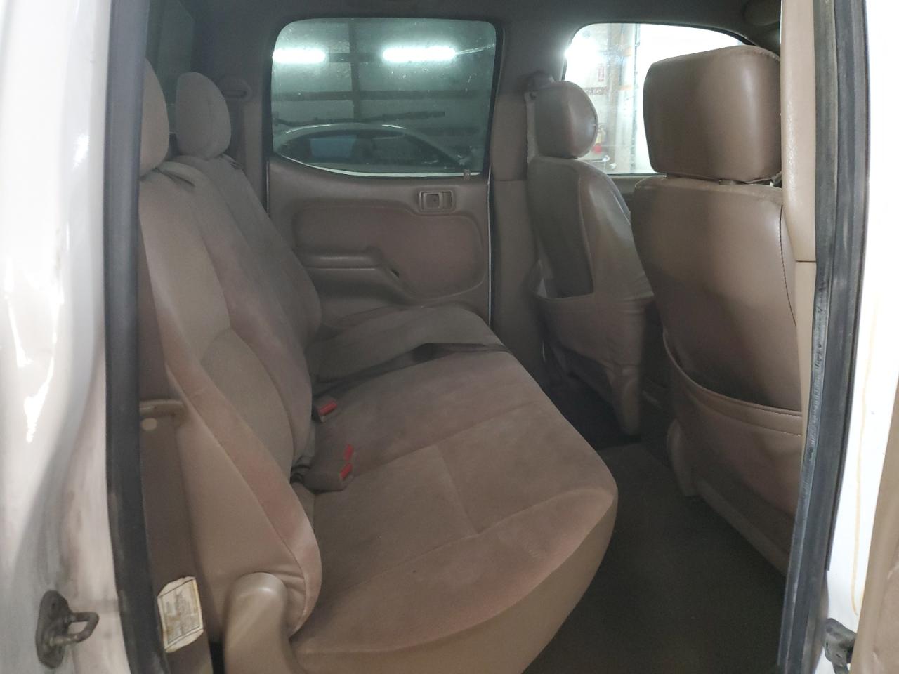 2004 Toyota Tacoma - Image 10