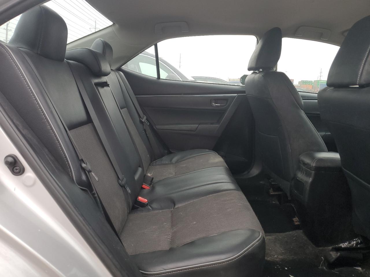 2015 Toyota Corolla - Image 10