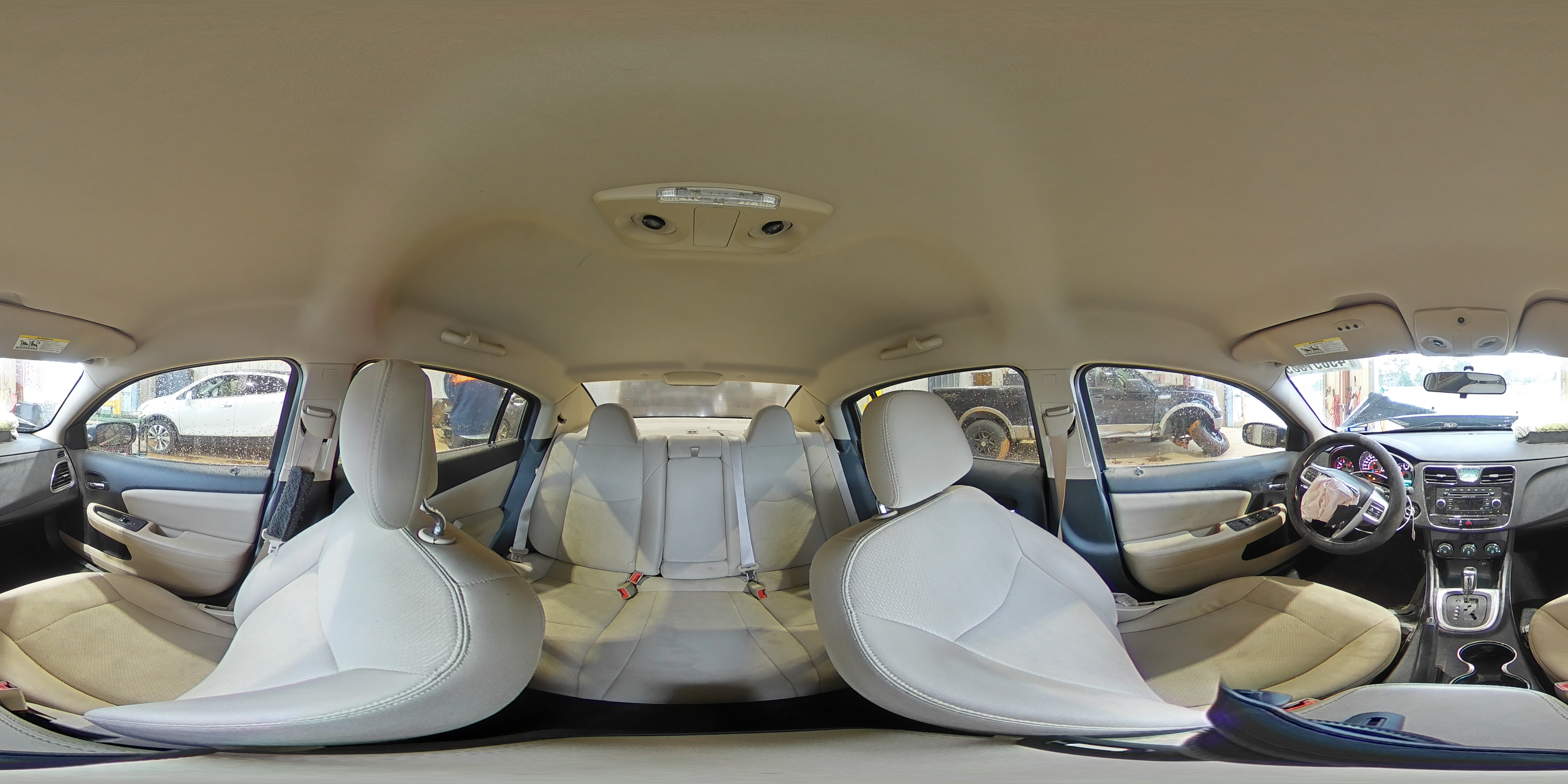 2013 Chrysler 200 - Image 12