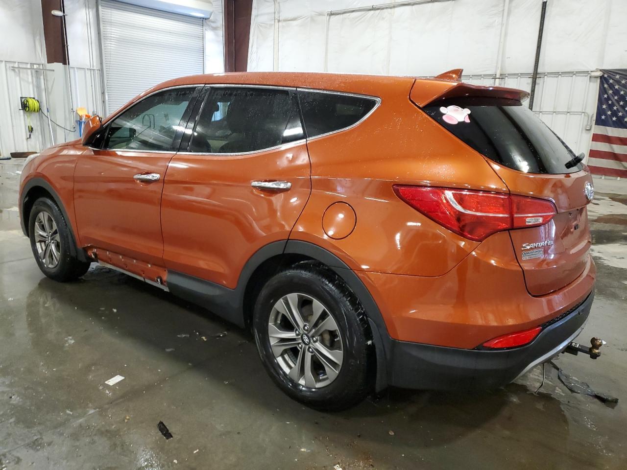 2015 Hyundai Santa Fe - Image 2