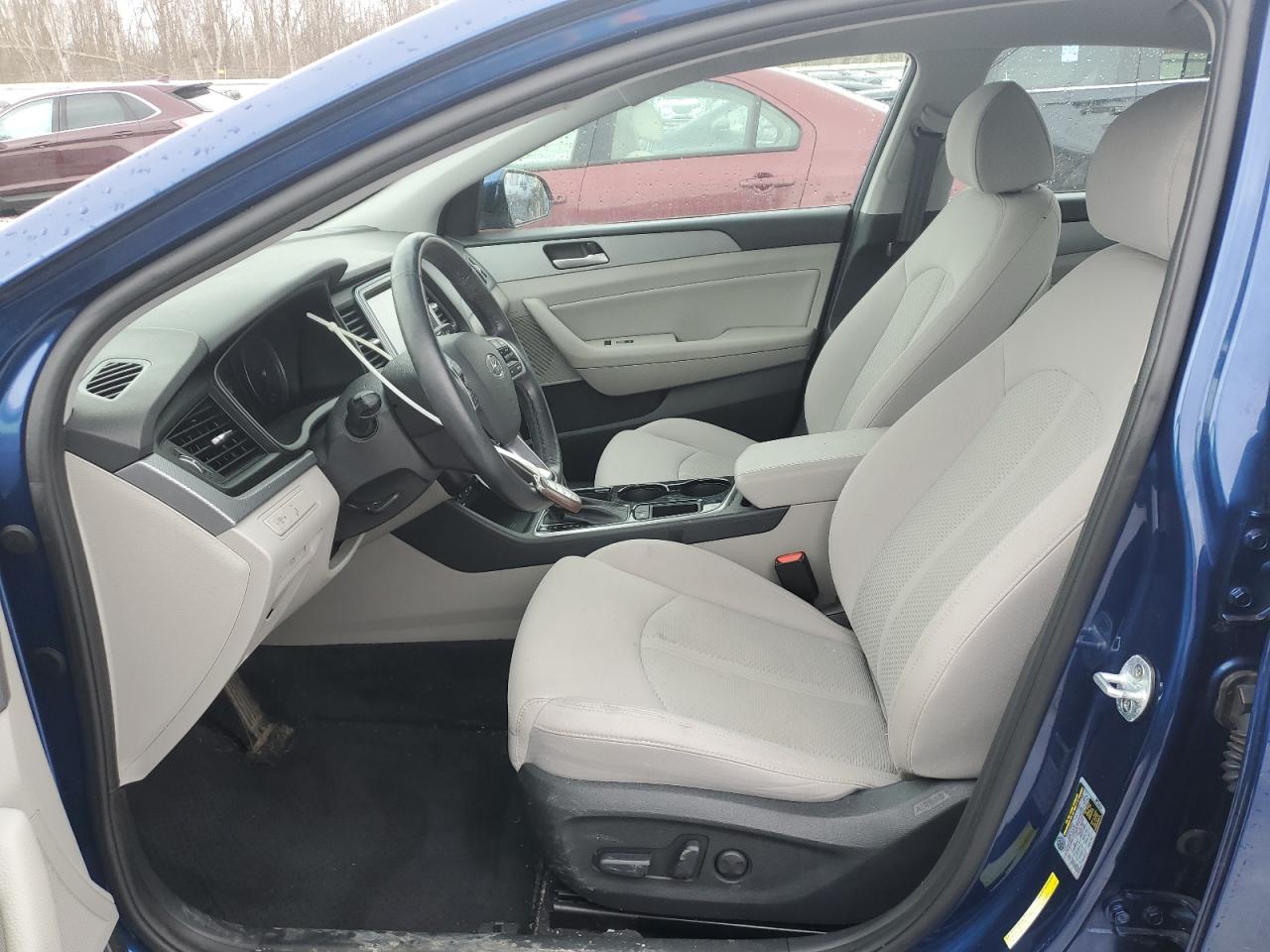 2019 Hyundai Sonata - Image 7