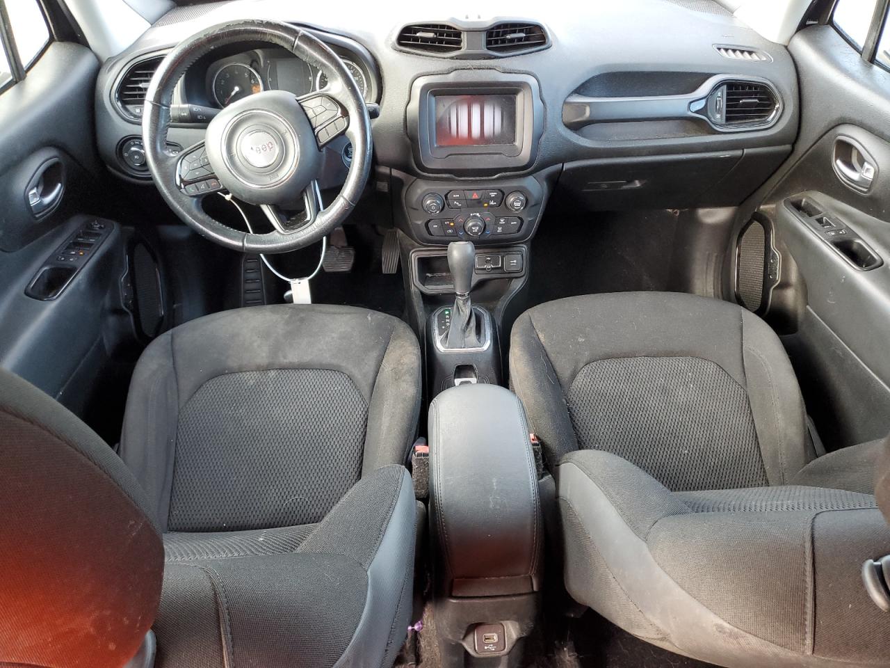 2018 Jeep Renegade - Image 8
