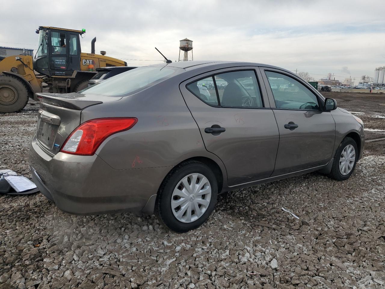 2015 Nissan Versa - Image 3