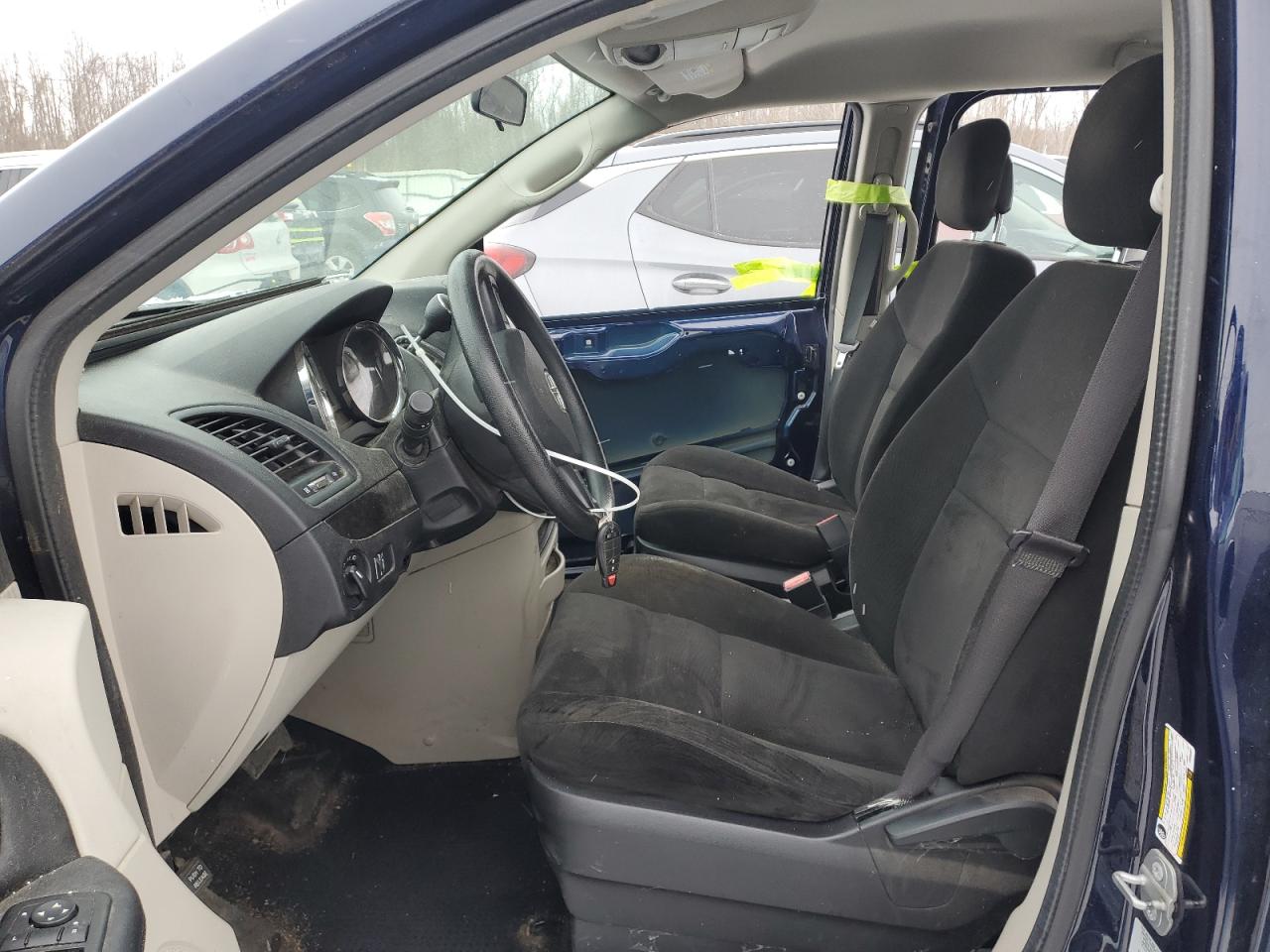 2015 Dodge Caravan - Image 7