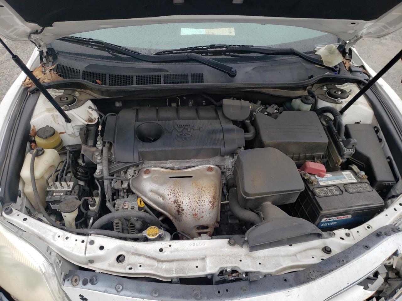 2011 Toyota Camry - Image 12