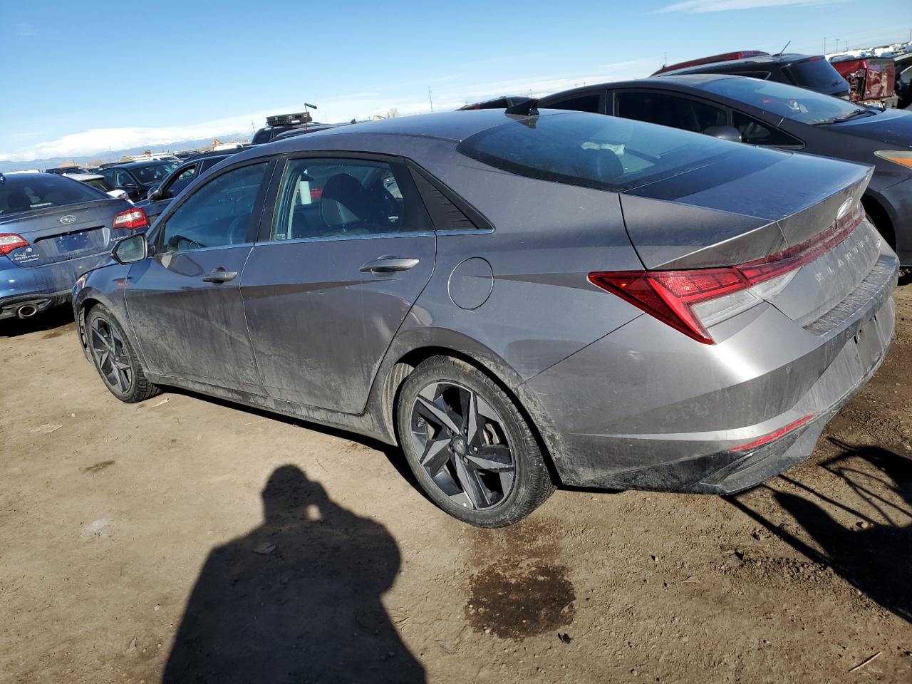 2022 Hyundai Elantra - Image 2