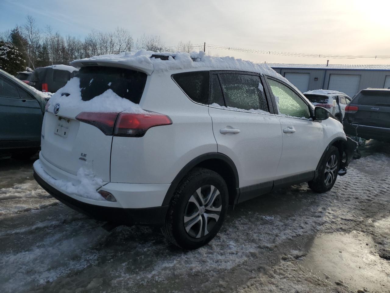 2016 Toyota RAV 4 - Image 3